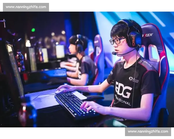 关于电竞选手退役后的路,真的只有直播一条路吗